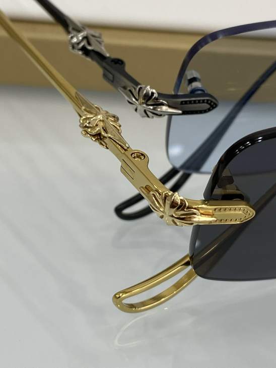Picture of Chrome Hearts Sunglasses _SKUfw73376547fw